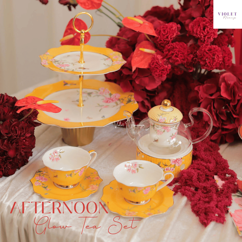 Violet Flamingo – Afternoon Glow Tea Set  ชุดน้ำชาลายดอกไม้โทนเหลืองอบอุ่น วัสดุโบนไชน่า มาพร้อมกล่องของขวัญสุดพรีเมี่ยม ราคา ถูกที่สุด ดีลบีเคเค