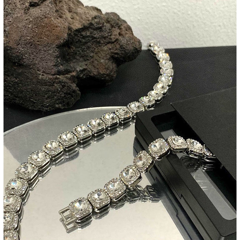 NEW-1874 สร้อยคอลูกอมร็อค แฟชั่น OL ลูกอมหินสี่เหลี่ยม สร้อยคอเพชรเต็ม สร้อยคอคิวบา แนวโน้มแฟชั่นในยุโรปและอเมริกา ราคา ถูกที่สุด ดีลบีเคเค แกลเลอรีภาพที่ 3