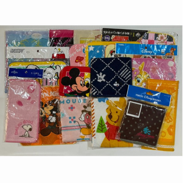 ผ้าเช็ดหน้าลายลิขสิทธิ์ Disney/Sanrio