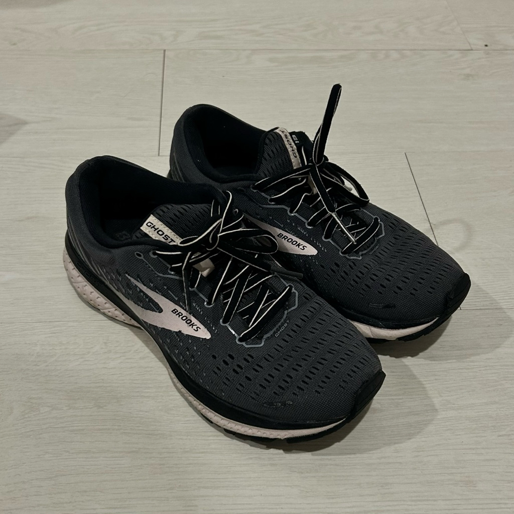 (มือสอง) รองเท้าวิ่ง รองเท้ากีฬา BROOKS GHOST 13 เบอร์ 39 / 25cm 🏃🏻