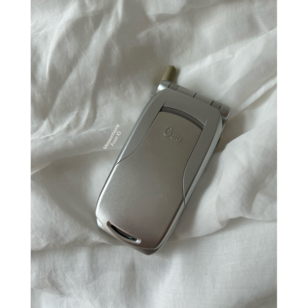 Au C3002k 2001 Japanese Mockup Flip Phone มือถือฝาพับญี่ปุ่นงานโชว์