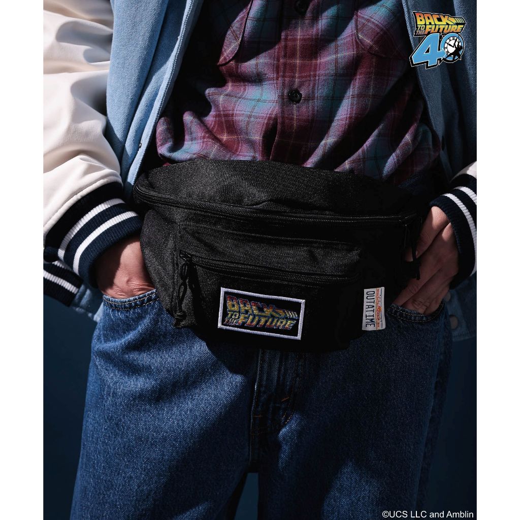 niko and ... [Back to the Future] กระเป๋าบอดี้แบ็ก ใส่ของได้จุใจ Collaboration embroidered body bag