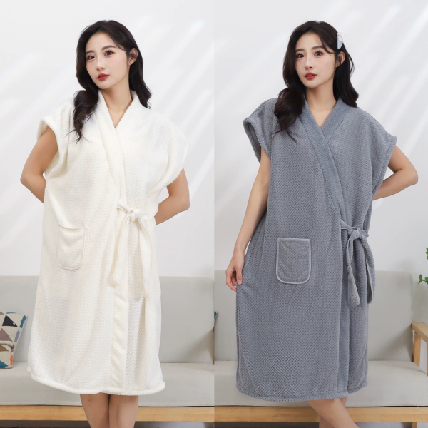 ชุดคลุมอาบน้ำ ผ้าขนหนูสีพื้น 2in1-ใส่ได้ทั้งเช็ดตัว ซับน้ำ 11 เท่า แห้งไว เนื้อผ้านุ่มสุดสบายแบบไมโครไฟเบอร์