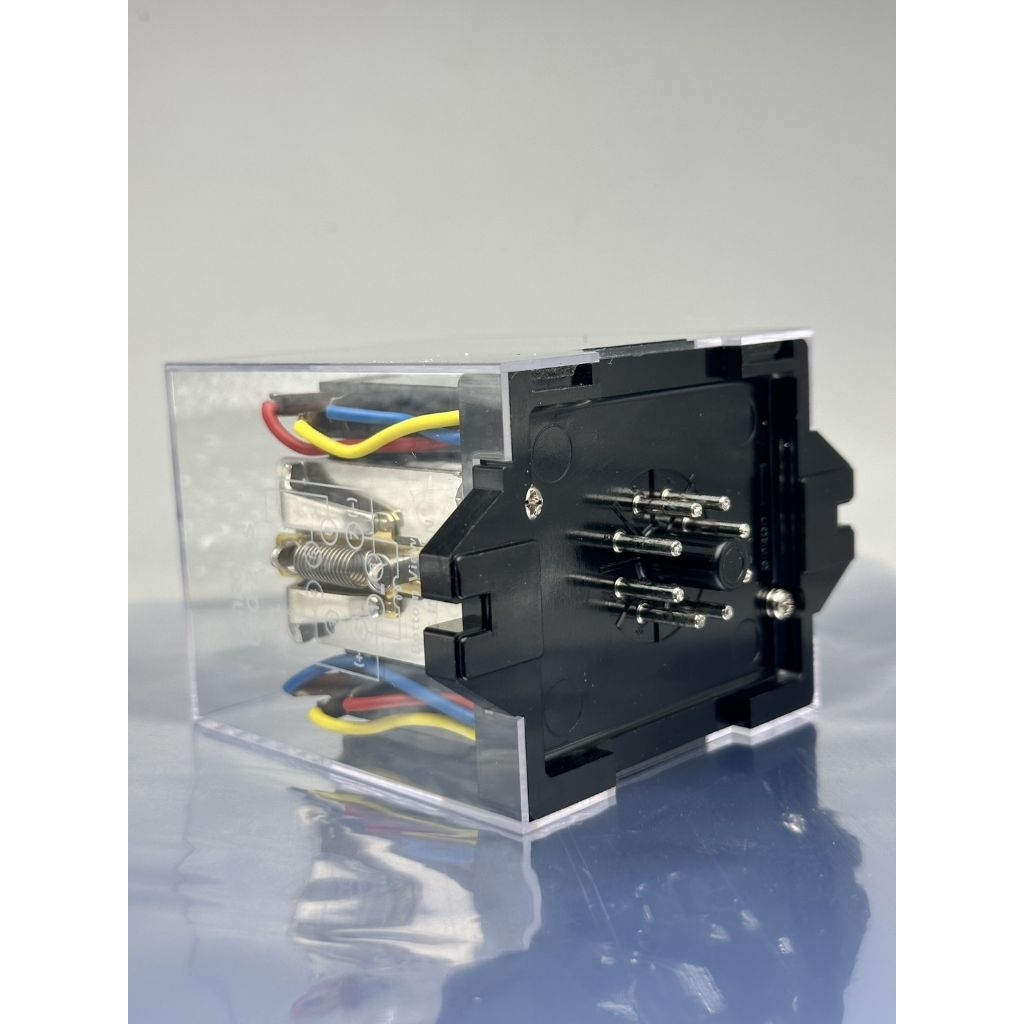 รีเลย์Ratchet Relay G4Q (G4Q-212S AC220) รีเลย์ คุณภาพสูง ออมรอน  ใหม่ สินค้าของแท้ประกันสินค้า180วั