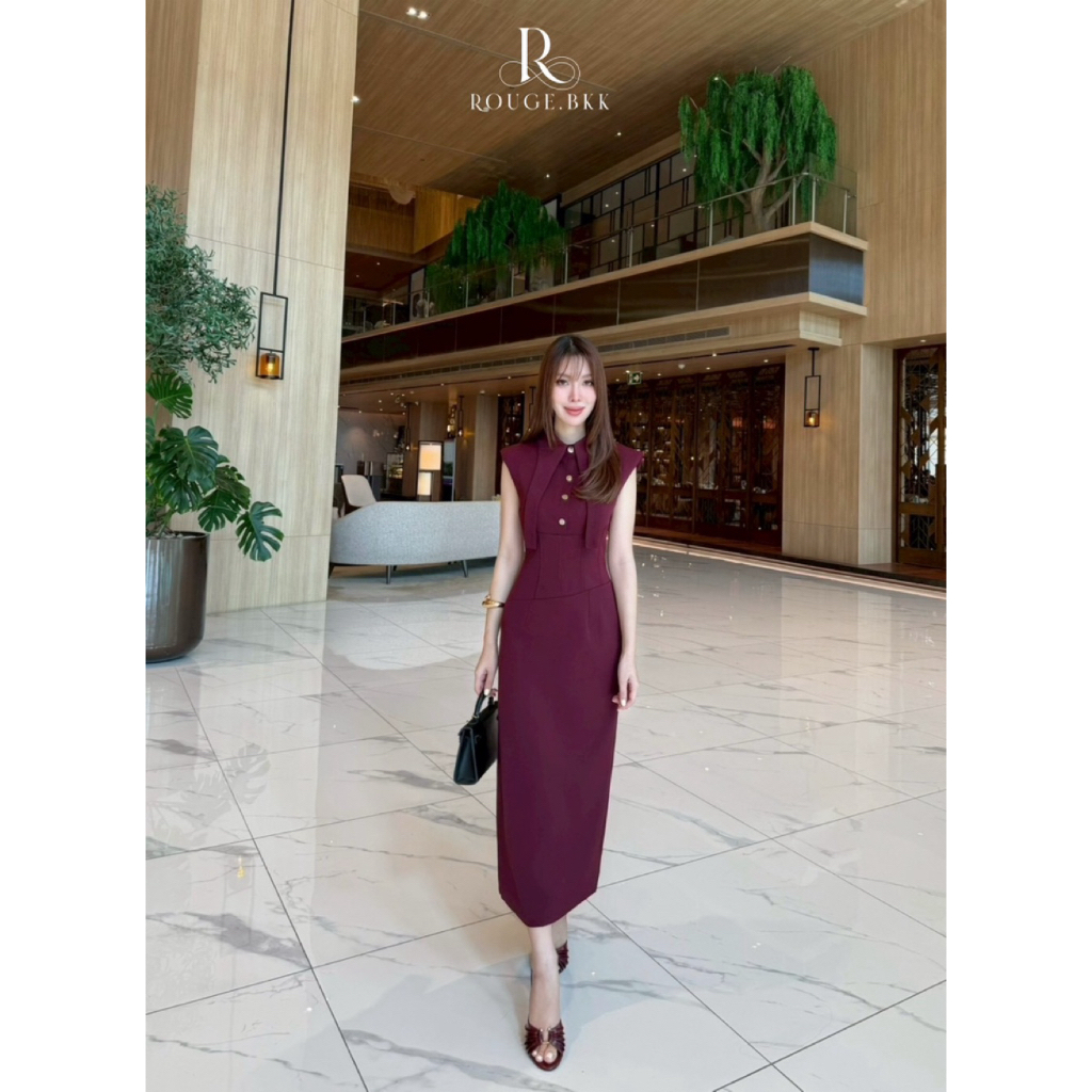 D2 Set Maroon Icon Button Midi Dress เดรสยาวแขนแต่งกระดุม สีพื้น สำหรับผู้หญิง เสื้อผ้าแฟชั่นผู้หญิง