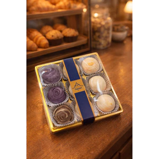 ขนมเปี๊ยะกล่องรวมสายหวาน - 9 ชิ้น ปริมาณ 270 กรัม