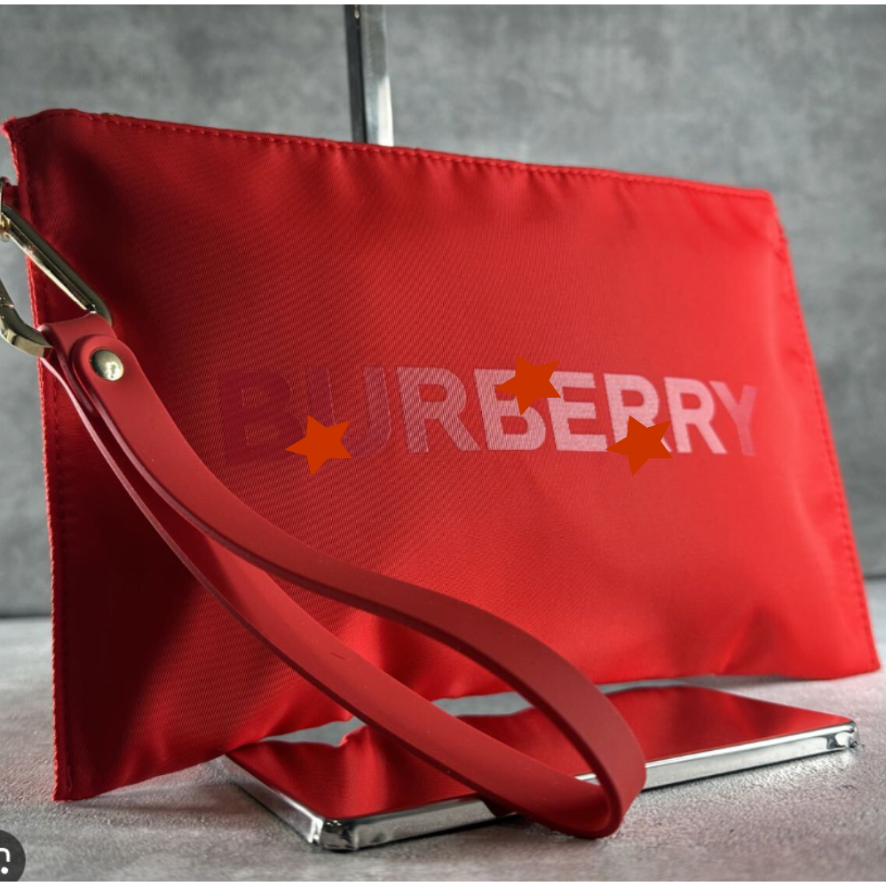Bบrberry Red Logo Clutch Toiletry Bag Cosmetic Pouch Travel Case ,Red Nylon Logo GWP Wristlet Pouch กระเป๋าเครื่องสำอาง