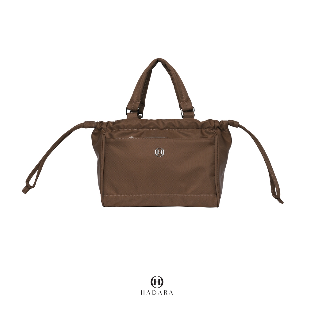 [ลดสูงสุด 2000 ทักแชทรับโค้ด] Hadara Classic 102 กระเป๋าสะพายข้าง ที่เบา คล่องตัว และใช้งานได้จริงยิ่งกว่าเดิม
