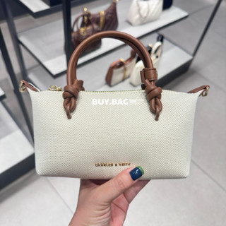 CHARLES & KEITH : CK2-30271635 กระเป๋าโท้ทหูจับแบบปมรุ่น Sam…