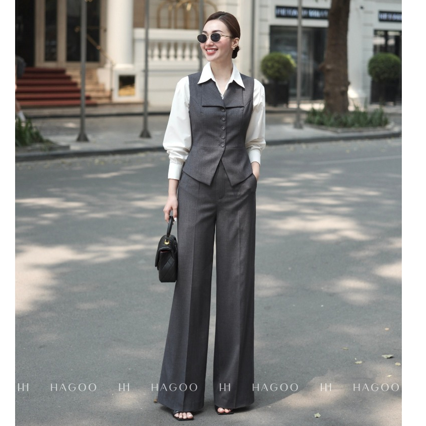 HAGOO ชุด Vest แขนกุด คอปีกนก พร้อมกางเกงทรงตรงอัดจีบครึ่ง ลุคทำงานสุภาพหรู [A615-Q585]