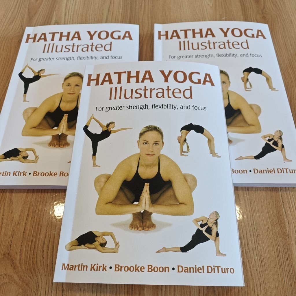 #หนังสือ HATHA YOGA Illustrated For greater strength, flexibility, and focus (ภาษาอังกฤษ) #Yoga #Hatha #Asthaga #fitness
