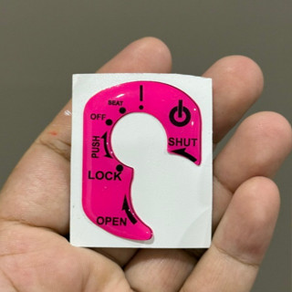 1 ชิ้น สติ๊กเกอร์เบ้ากุญแจ Wave 110i 125i งานเรซิ่น เพิ่มสีส…