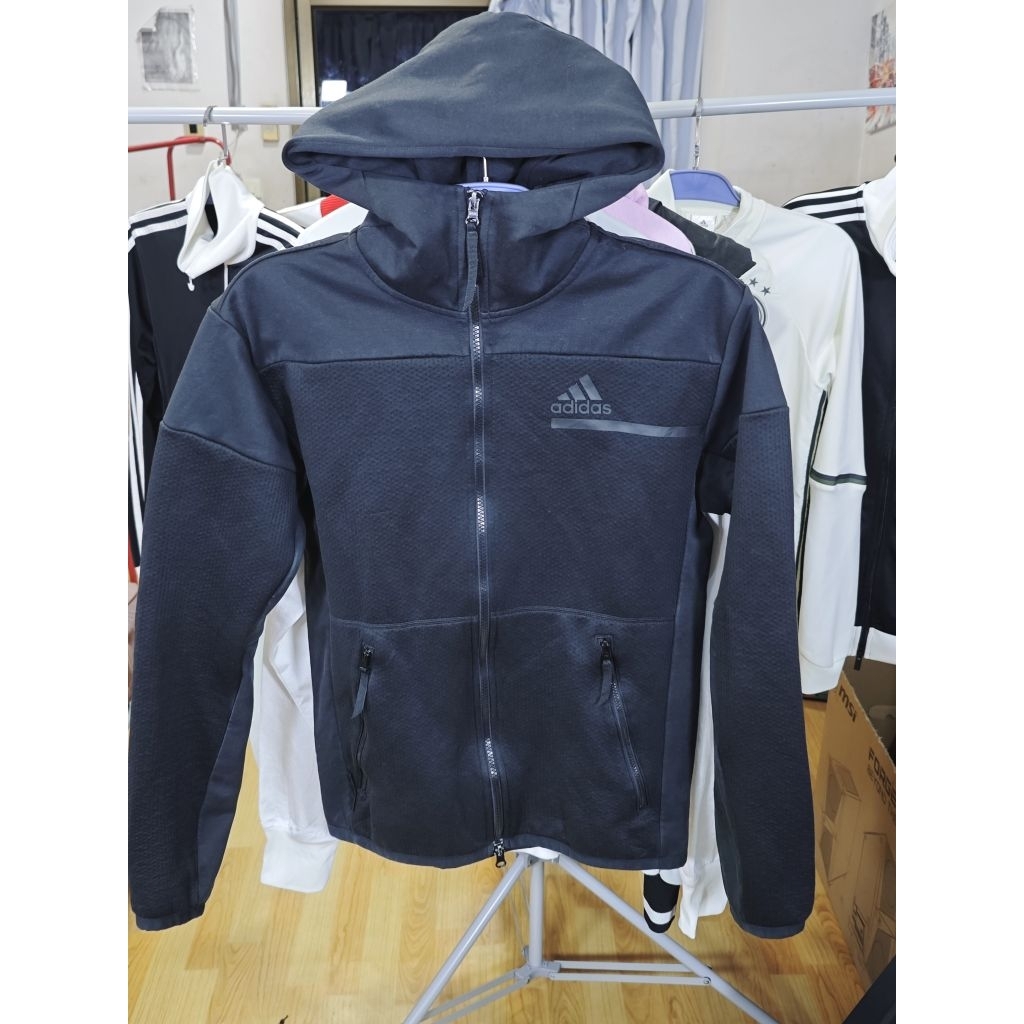 🖤 Adidas ZNE Hoodies