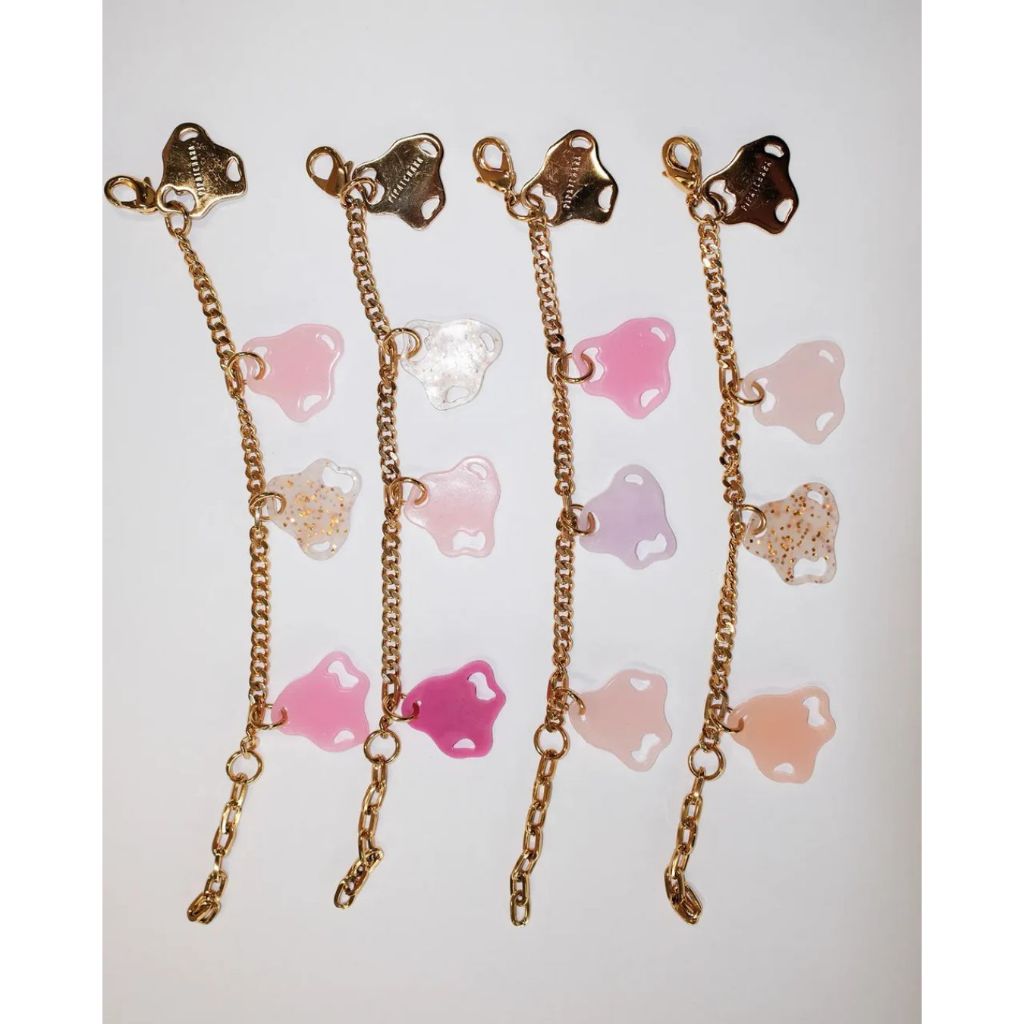 ข้อมือPipatcharaโทนสีชมพู กริสเตอร์ กำไลPipatchara แท้หิ้วตรงจากShopทุกวัน สร้อยข้อมือ Infinitude Bracelet Gold