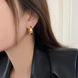 ต่างหูแฟชั่น ดีไซน์เรียบหรู ดูดีทุกโอกาส