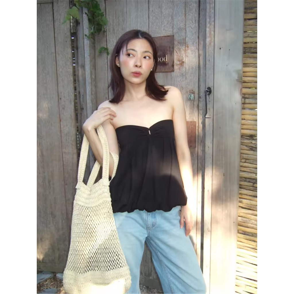 Vynn -  Bramble Tube Top เสื้อเกาะอกทรงบอลลูน