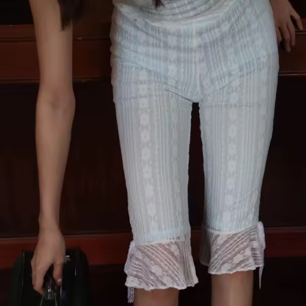 Vynn - Tillie Capri Pants กางเกงเอวต่ำขายาว 5 ส่วน