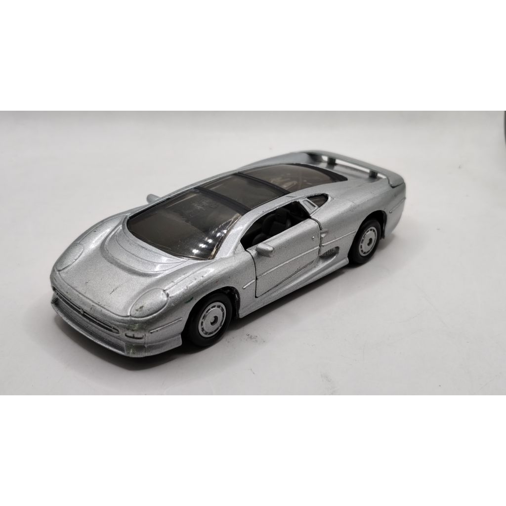 📌📌📌โมเดลรถเหล็ก Maisto Jaguar XJ220 S.1/40