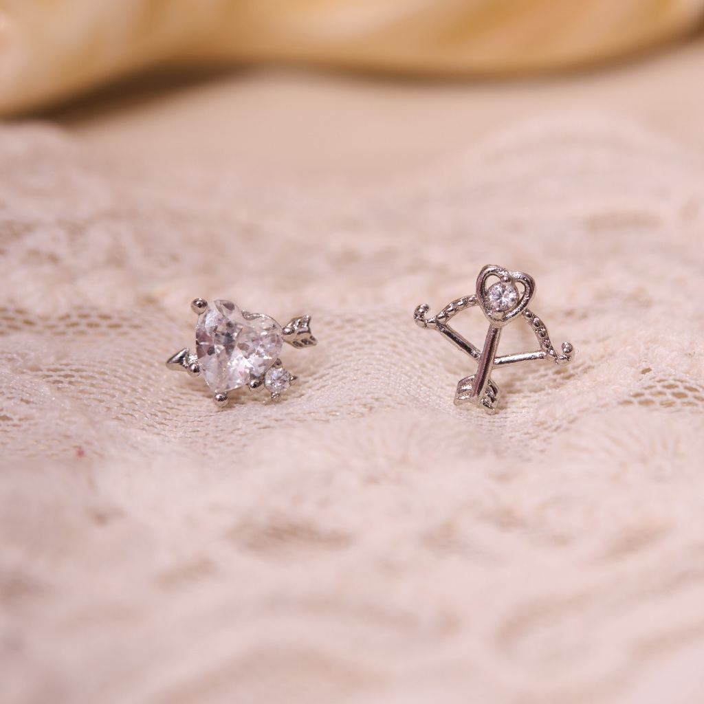 earika.earrings – Cupid Kiss ต่างหูหัวใจคิวปิดน่ารัก วัสดุก้านเงินชุบทองคำขาว เหมาะสำหรับคนแพ้ง่าย ราคา ถูกที่สุด ดีลบีเคเค แกลเลอรีภาพที่ 7