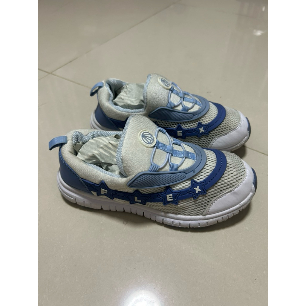 รองเท้าเด็ก paperplanes ไซร้ 36/23 มือสอง ของแท้