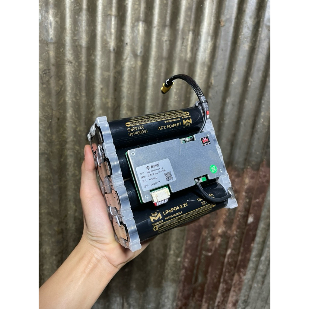 แบตเตอรี่8s 15 แอมป์ 27.2V BMS JBD 60/180A 33140 MPowerแบตดำ/แบตฟ้า มีพาสซีฟบาลานซ์ในตัว