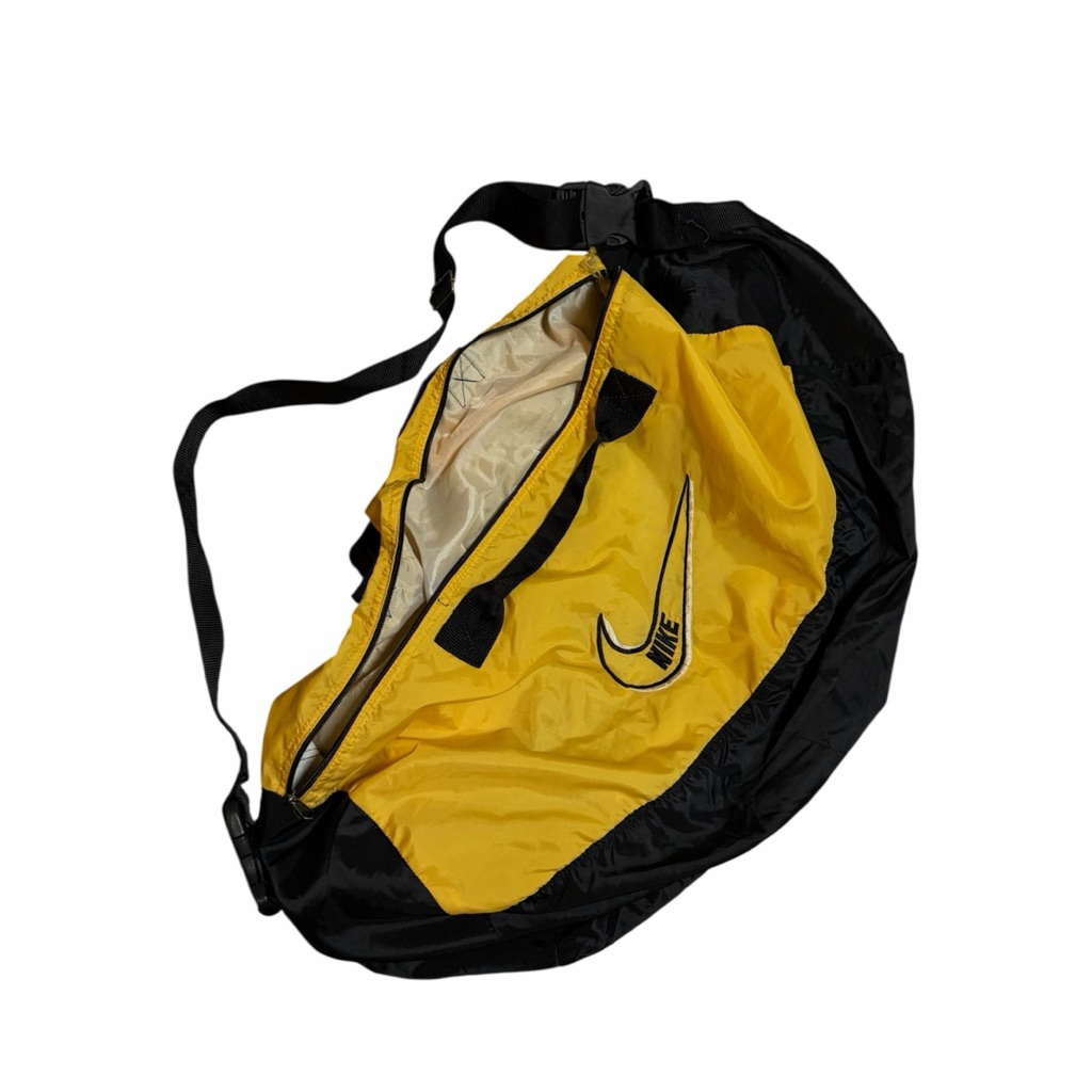 กระเป๋า Vtg90-00‘s Nike Sling Bag (ไม่ทราบงาน) (สินค้ามือสอง)