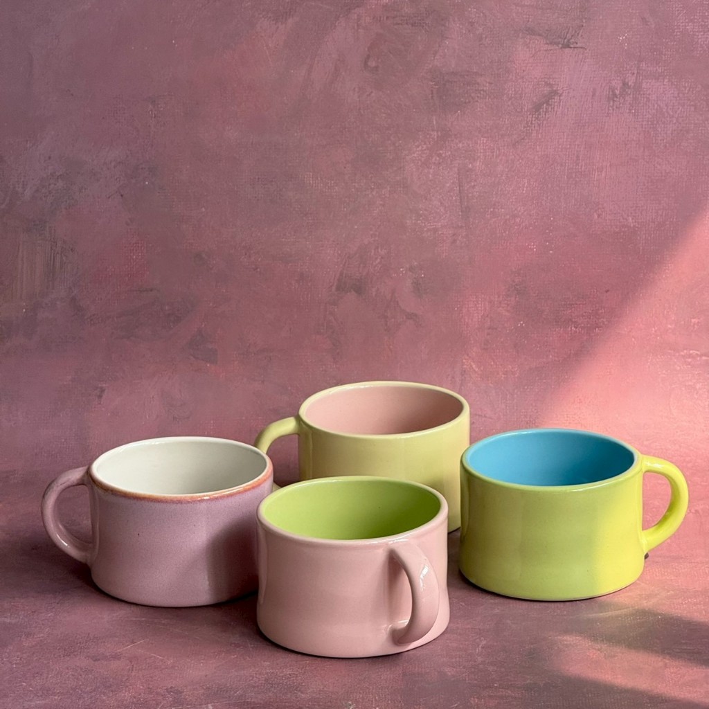 แก้วเซรามิค แก้วซุป Mug Ceramic แก้ว ขนาด 13 oz เคลือบสีชมพูด้านในสีเขียว เข้าไมโครเวฟได้ - AT1CERAMIC