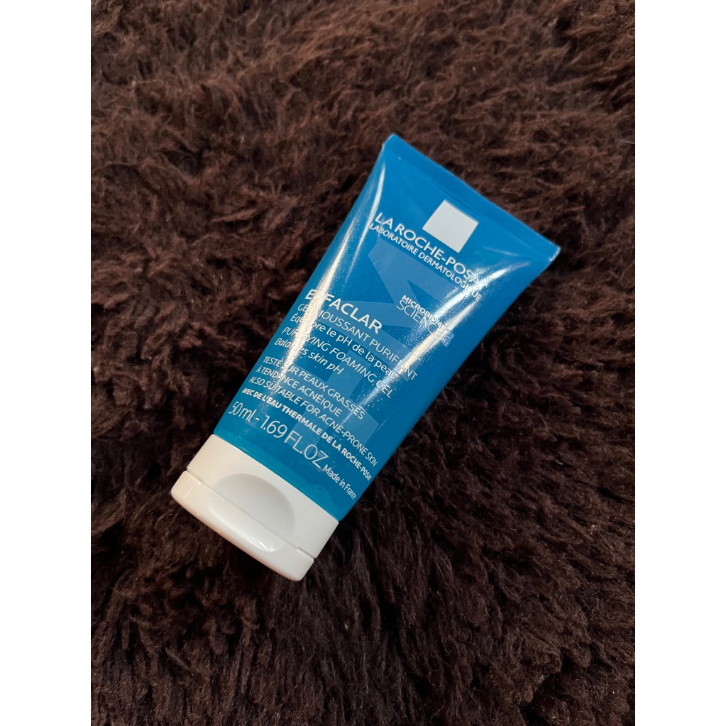 เจลล้างหน้า LAROCHE-POSAY มือ2