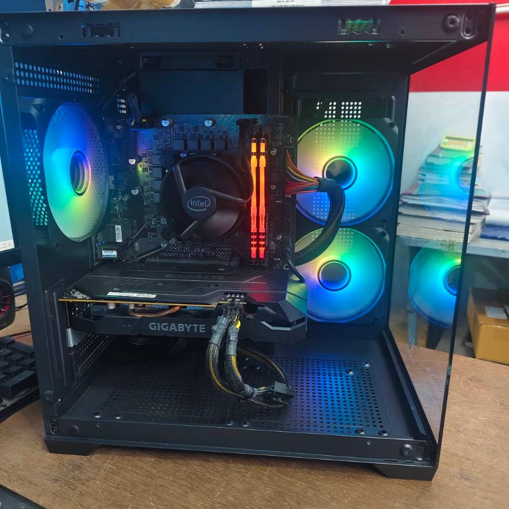 COMPUTER  มือสอง  เฉพาะ  CASE  Core i5  11400F  2.60GHz