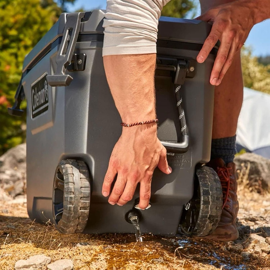 ถังน้ำแข็งColeman Convoy Series 65-Quart Cooler Portable Cooler ออกแบบมาให้เคลื่อนย้ายง่าย ราคา ถูกที่สุด ดีลบีเคเค แกลเลอรีภาพที่ 4