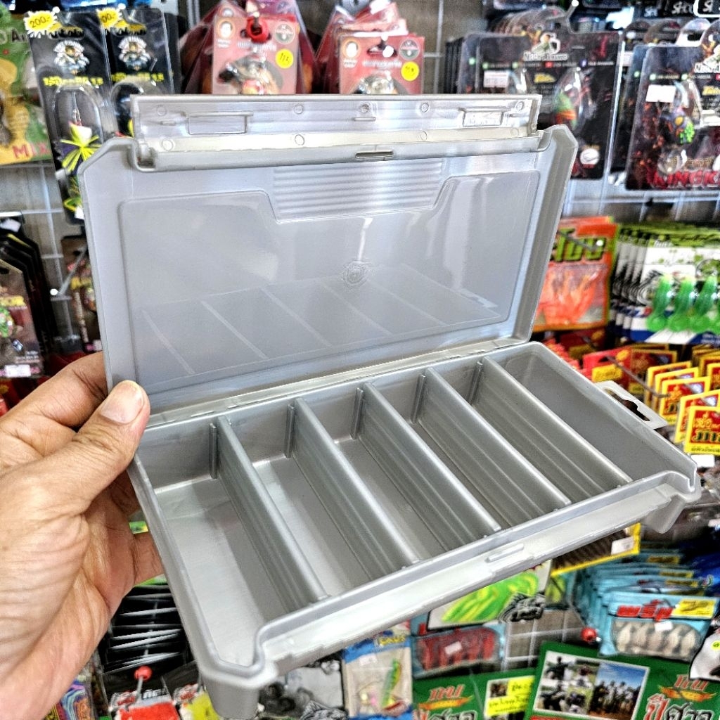 กล่อง T280 กล่องใส่เหยื่อปลอม กล่องอุปกรณ์ตกปลา จากค่ายเมอเมท