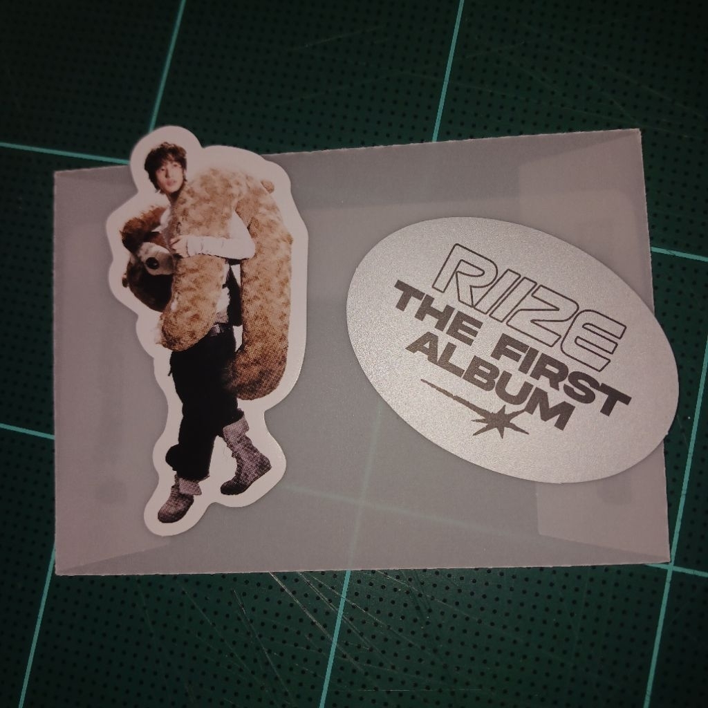 riize album odyssey photobook ver. สติ๊กเกอร์ member&riize แอนตัน