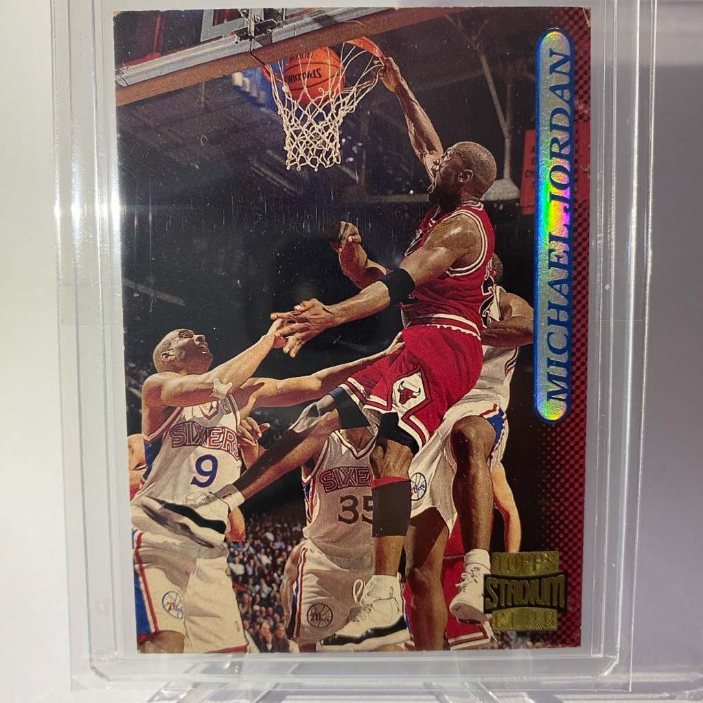 การ์ดนักบาสเกตบอล MICHAEL JORDAN, CHICAGO BULLS, NBA, TOPPS STADIUM CLUB 1997, (มีตำหนิมุม ขอบ)