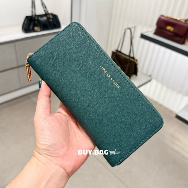 CHARLES & KEITH  ( ใช้โค้ดลด30% ) Zip-Around Long Wallet  CK6-10770552-1 กระเป๋าสตางค์ใบยาว ของแท้จากช็อป100%