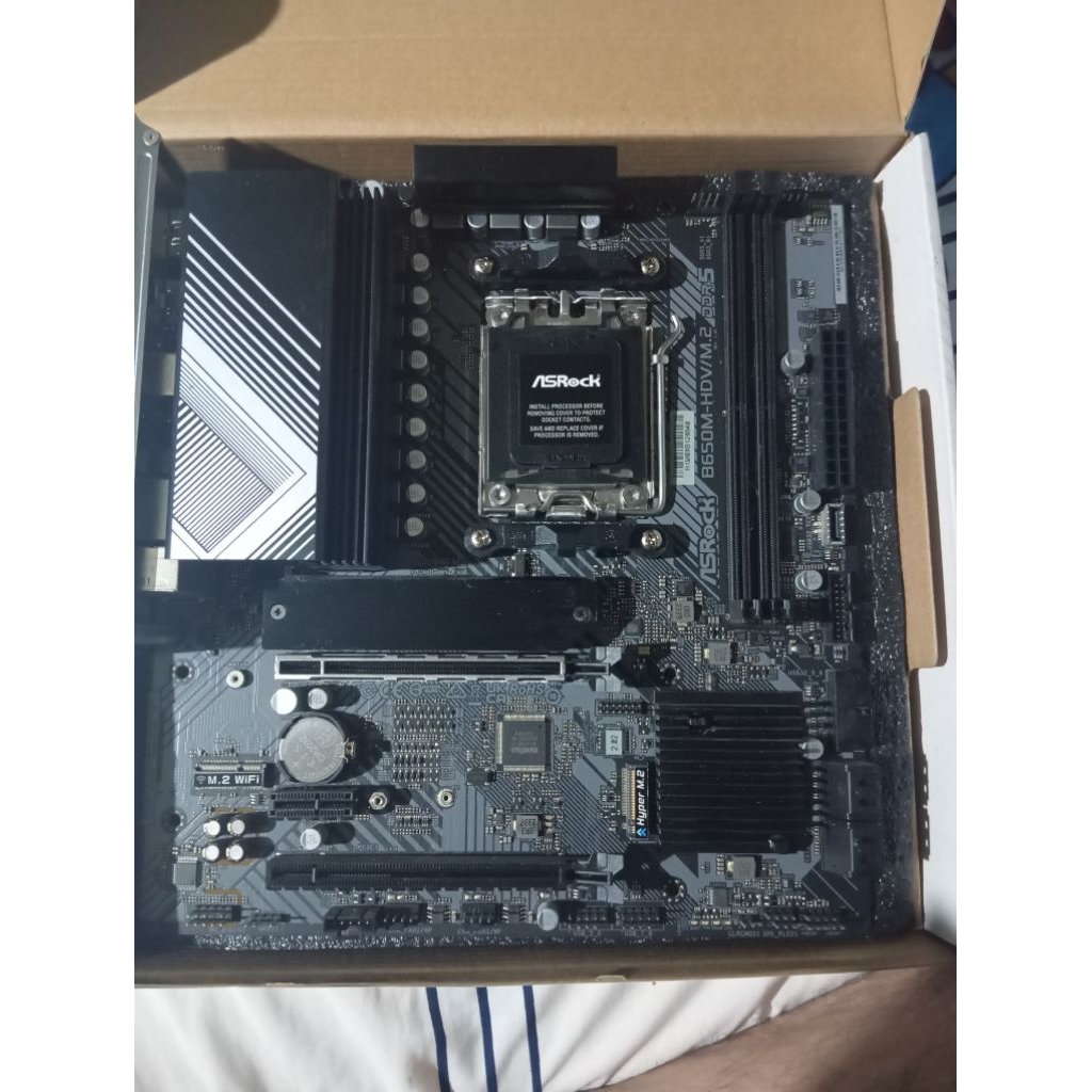 ASRock B650M-HDV/M.2 (B650M-HDV/M.2) มือสอง bios เวอร์ชั่นล่าสุด อุปกรณ์ครบกล่อง