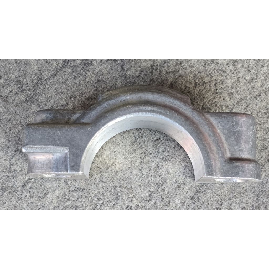 ปะกับราวลิ้น ปะกับวาล์ว ISUZU 6SA1 6SD1 ROCKY 240 ตัวเล็ก แยกขาย