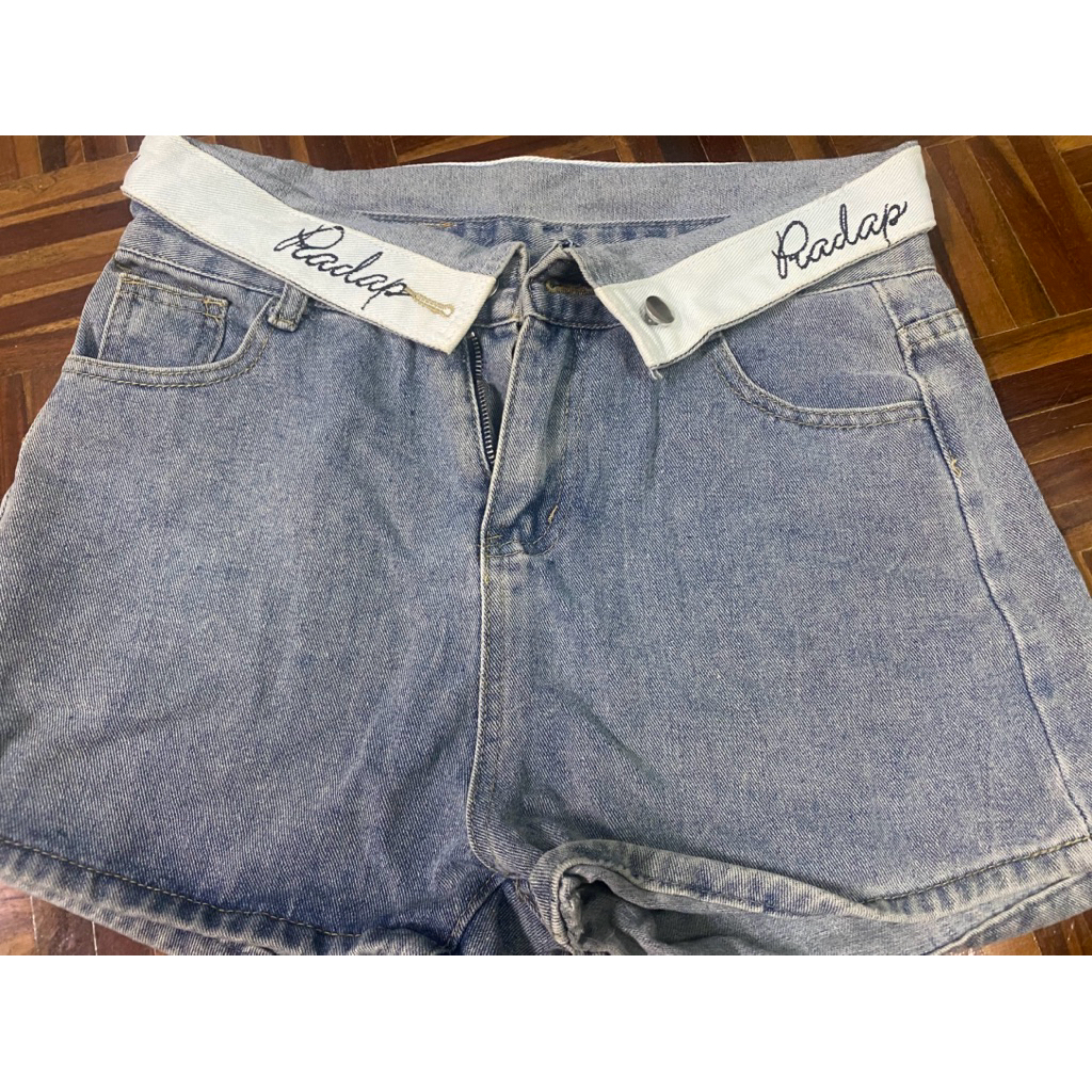 กางเกงยีนส์ขาสั้น pradap ประดับ ใส่ลอง ไม่มีตำหนิ