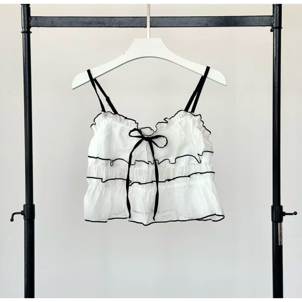 เสื้อสายเดี่ยว Atipa น่ารักมาก แมทง่าย สายปรับได้