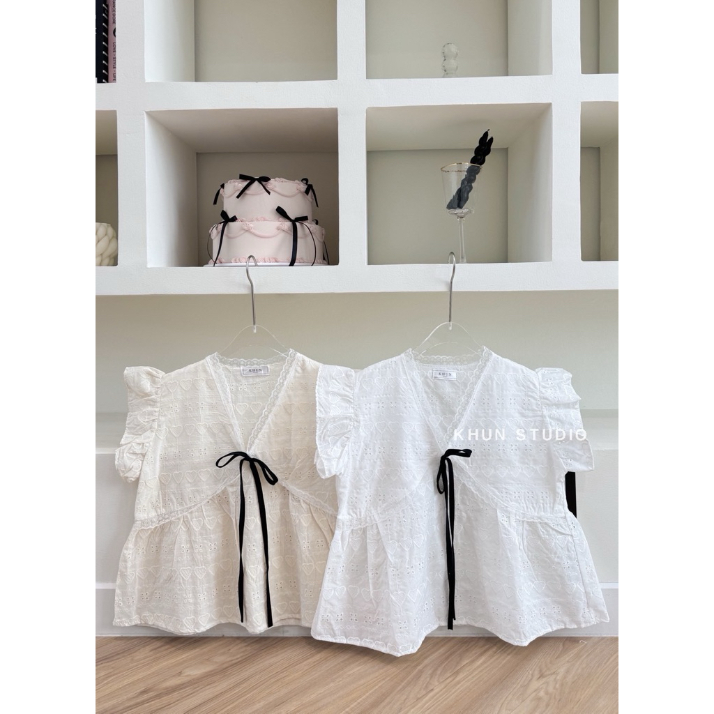 เสื้อคอวีแขนระบาย แต่งลูกไม้ -knttm / VB0486 ราคา ถูกที่สุด ดีลบีเคเค แกลเลอรีภาพที่ 9