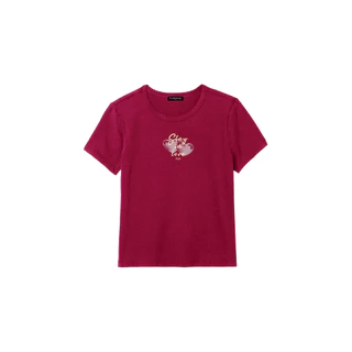 haas : NEW collection เสื้อยืดทรงผู้หญิง ลายหัวใจ stay in love รหัส HBSK2379