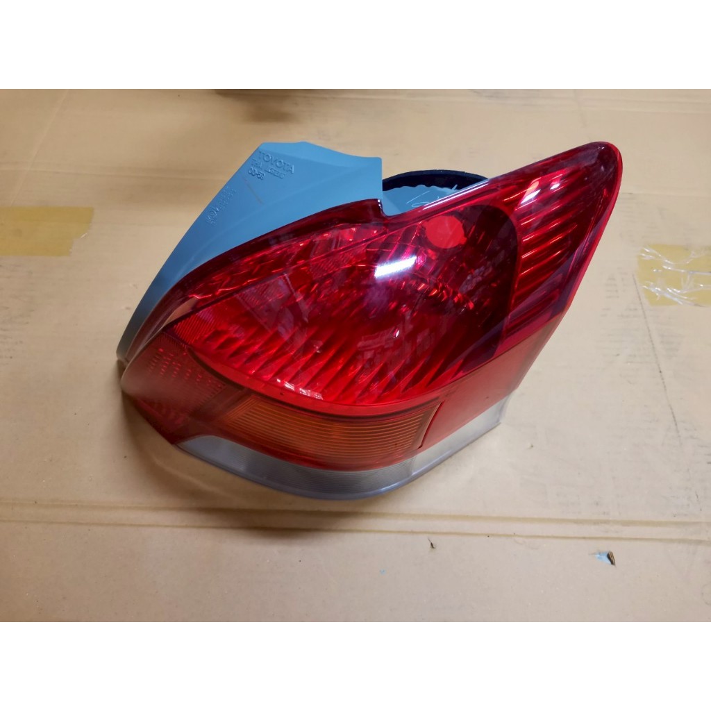 เลนส์ไฟท้ายขวา YARIS NCP91