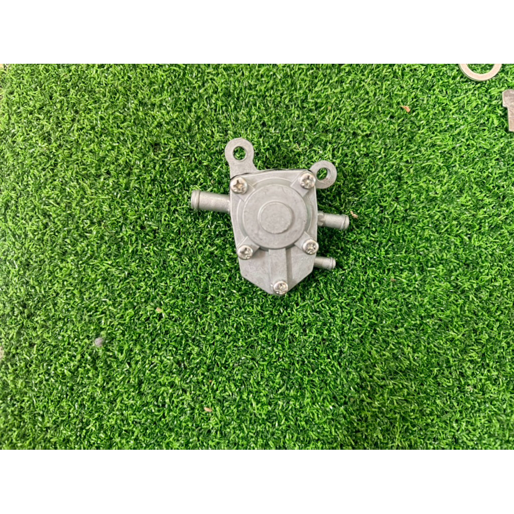 ✅ ก๊อกน้ำมัน ยามาฮ่า ฟีโน่/มีโอ/สปาร์ค(เฉพาะปี 2002)/เฟรช(YAMAHA FINO/MIO/SPARK/FRESH/FUEL COCK ASSY