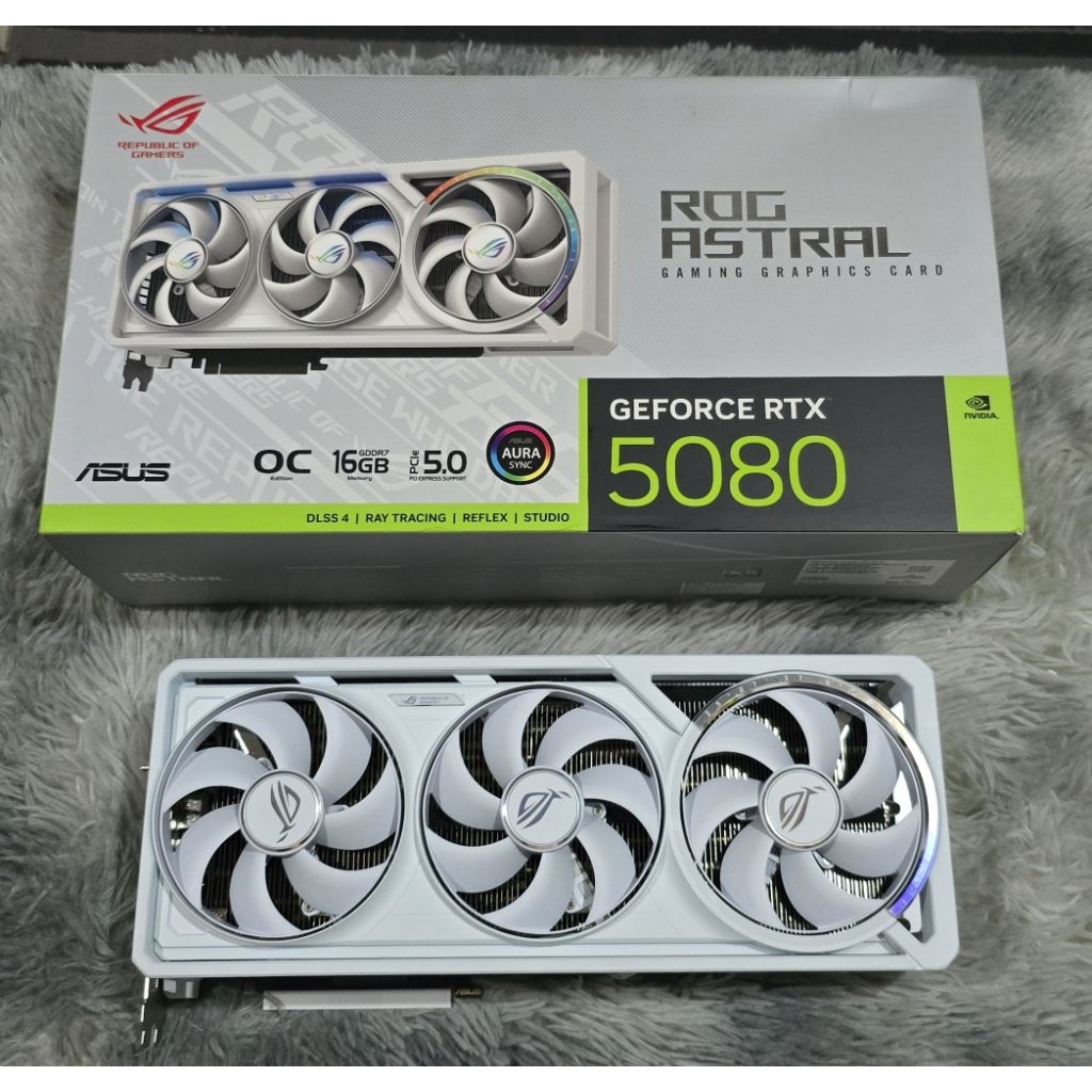 RTX 5080 Rog Astral White สินค้ามือ1