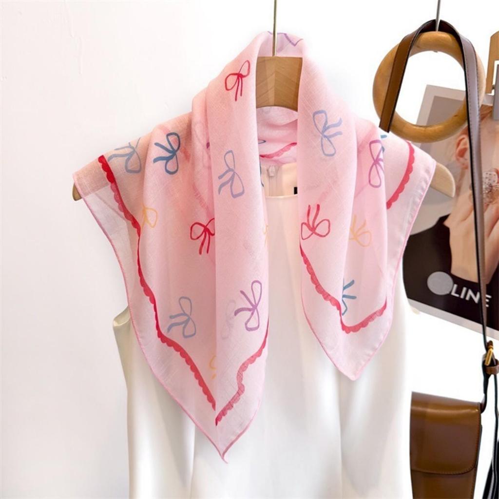 Crazy Snow ผ้าพันคอสุดcute สไตล์ญี่ปุ่น ขนาด 58*58 cm*