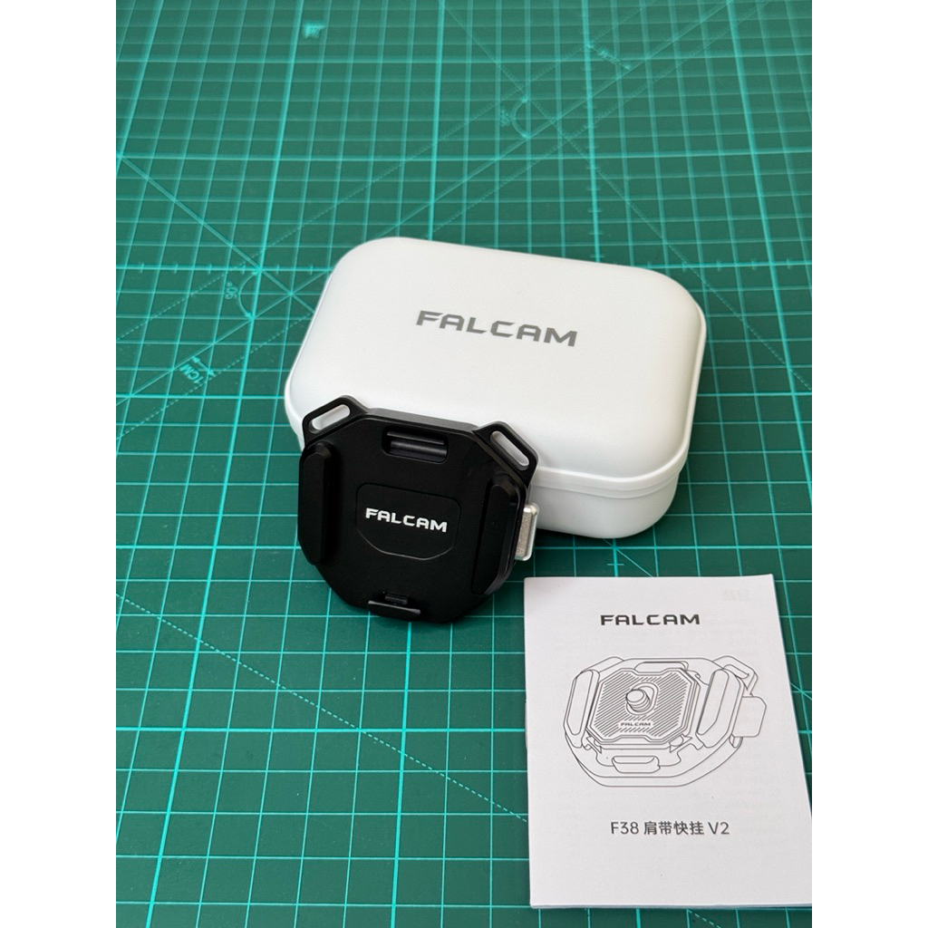 FALCAM V2 F38 Shoulder Strap Quick Release  V2 ฐานปลดเร็ว สำหรับใส่กับสายคล้องไหล่ สภาพใหม่แทบมือ1 ป
