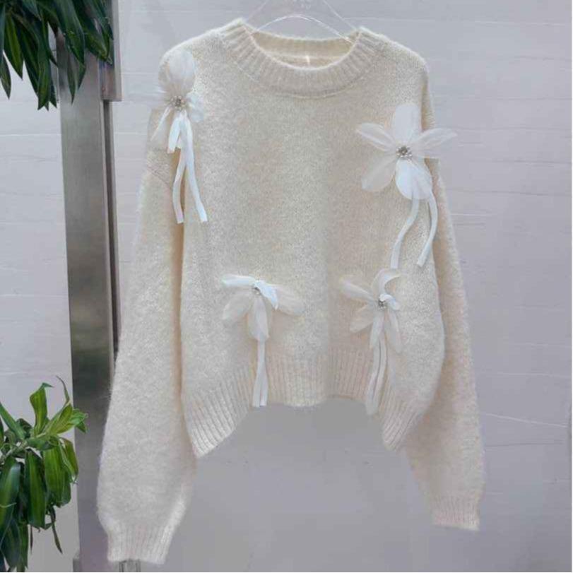 Crazy Snow เสื้อไหมพรมกันหนาวแขนยาว ผ้านุ่ม ใส่สบาย รุ่น Dolly Ribbon ดีไซน์อบอุ่นและมีเอกลักษณ์เฉพา