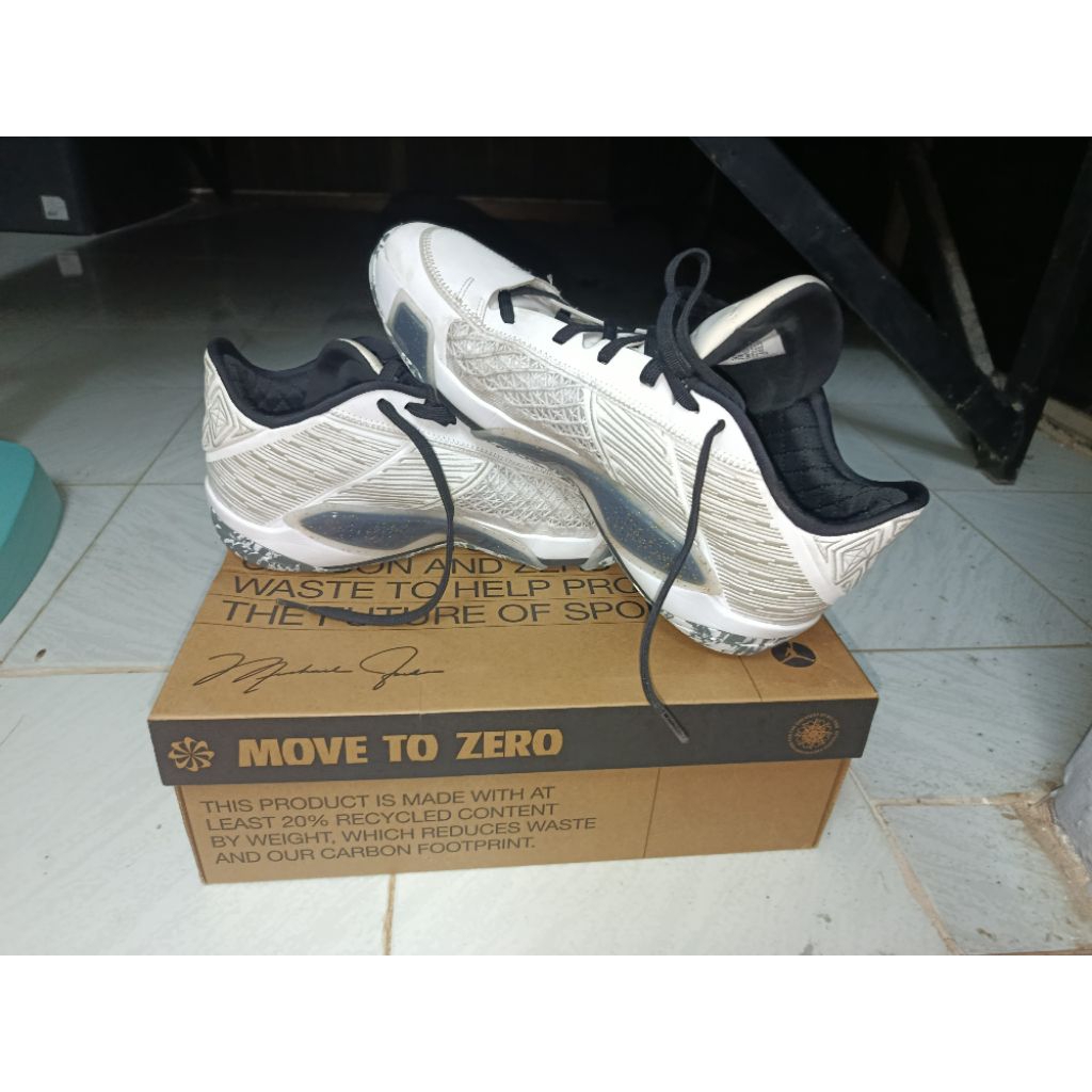 รองเท้าบาสair jordan38