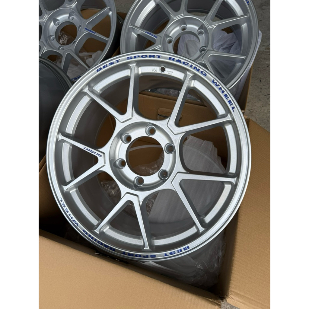 แม็กใหม่TC005ขอบ18กว้าง8.5ออฟ+35ใส่6/139(ราคาขายต่อ1วง)