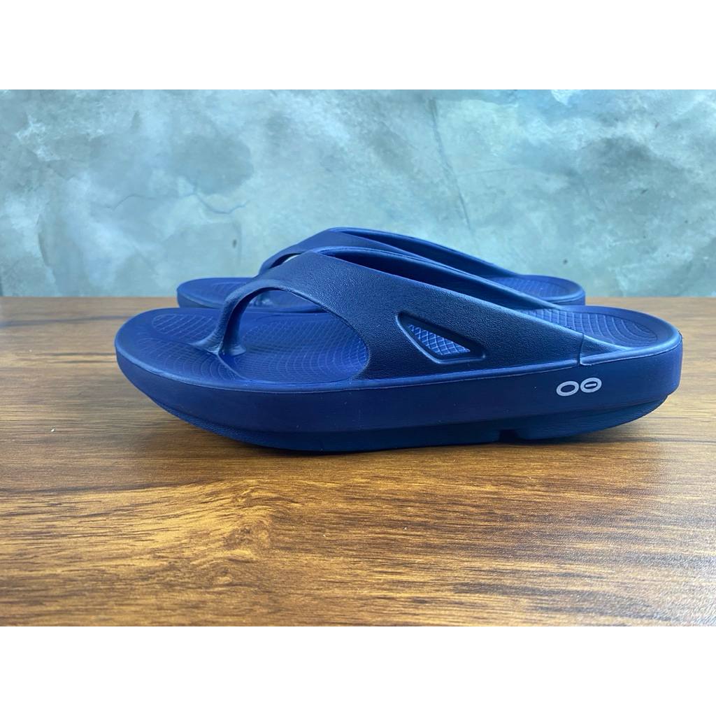 OOFOS แท้100%มือสอง สภาพสวย ไซส์39 ✅ส่งฟรี
