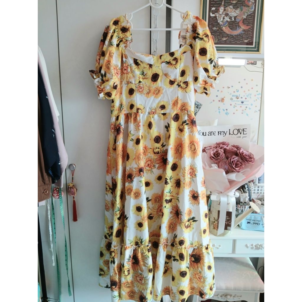🎉🌻💐ชุดเดรสลายดอกทานตะวัน 🌻Love Ladyส่งต่อไชค์2XL💐